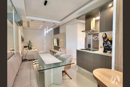 2_photo/952737c31b.80a7f3f1b00bd23a-ATLAS-bac23223-e2af-4edc-adf9-75e752d109f8.jpg de apartamento à venda com 2 quartos, 81m² em Estreito, Florianópolis