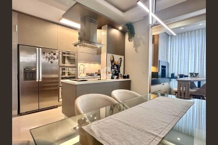 10_photo/952737c31b.c07304f63ff6cc77-ATLAS-87d6a15c-100f-4c16-8dcc-d1c6b8d77b0c.jpg de apartamento à venda com 2 quartos, 81m² em Estreito, Florianópolis