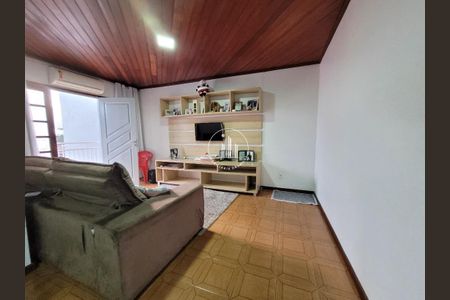 2_photo/952737c3a5.2832257cbb3df2c4-ATLAS-c9ffeae7-aa9f-43e4-9e4f-ae2ce8e9d032.jpg de casa à venda com 3 quartos, 210m² em Capoeiras, Florianópolis