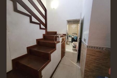 20_photo/952737c3a5.2832257cbb3df2c4-ATLAS-d8811356-e0ed-4949-8e2e-d91e7cab3bc8.jpg de casa à venda com 3 quartos, 210m² em Capoeiras, Florianópolis