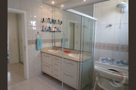 14_photo/952737c4e1.96ab9a77f00113ea-ATLAS-f9a3ed09-09ad-4930-8e86-ac11aacddf0b.jpg de casa à venda com 3 quartos, 334m² em Capoeiras, Florianópolis