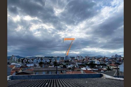 24_photo/952737c567.fbcd7a2e7ac63d93-ATLAS-20d737f4-419c-4308-81d4-ebfe801cc5aa.jpg de casa à venda com 4 quartos, 200m² em Capoeiras, Florianópolis