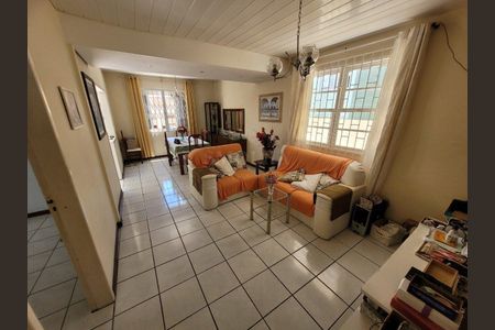 6_photo/952737c66d.8d9d2e8c4e07ca84-ATLAS-9eb4b487-c89d-44f8-844d-133737e3ccc4.jpg de casa à venda com 3 quartos, 280m² em Capoeiras, Florianópolis