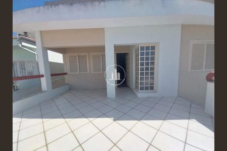 8_photo/952737c6a5.93b8fa184532727f-ATLAS-5913a5cd-bbad-46e2-ae05-dc6b4abfed4c.jpg de casa à venda com 3 quartos, 292m² em Estreito, Florianópolis