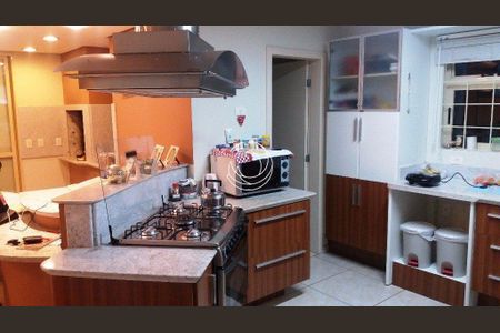 18_photo/952737c7e5.ba3e4f1a03d92c8a-ATLAS-339b614a-edd3-43d9-8498-c82bf4b5409c.jpg de casa à venda com 5 quartos, 313m² em Coqueiros, Florianópolis