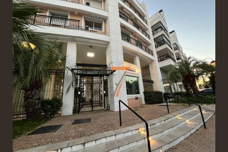 4_photo/952737ca2d.a6f36f8d957de6bd-ATLAS-e116f9aa-fcc6-4b61-9df4-9773bea89dd7.jpg de apartamento para alugar com 3 quartos, 155m² em Abraão, Florianópolis