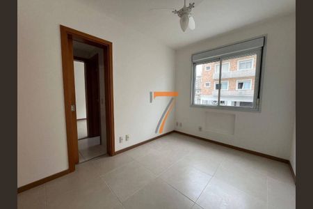 4_photo/952737ca4b.e1a527749e9aac60-ATLAS-1e548d0e-2959-4e38-8b1e-41a072ed9626.jpg de apartamento para alugar com 3 quartos, 155m² em Abraão, Florianópolis