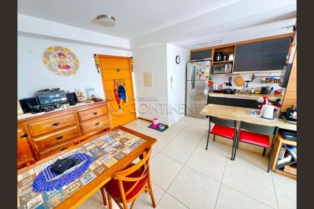 32_photo/952737ca6d.d959579f60d6da4b-ATLAS-53bff0e1-e54f-4c44-9282-82f5e71461ac.jpg de apartamento à venda com 2 quartos, 85m² em Abraão, Florianópolis