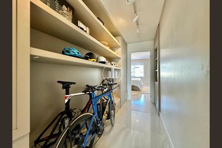 29_photo/952737ca7f.802c8fdea1b75e6e-ATLAS-36da18bb-64ab-4341-9cbf-636e4631335c.jpg de apartamento à venda com 3 quartos, 220m² em Abraão, Florianópolis