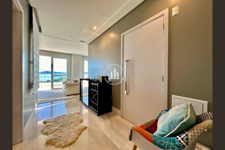 12_photo/952737ca7f.802c8fdea1b75e6e-ATLAS-50a2f005-e602-4ef3-901c-6fc6707dac1a.jpg de apartamento à venda com 3 quartos, 220m² em Abraão, Florianópolis