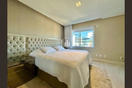 28_photo/952737ca7f.802c8fdea1b75e6e-ATLAS-92012a5a-8ce3-42b6-9c8c-a0d6d4ef7e71.jpg de apartamento à venda com 3 quartos, 220m² em Abraão, Florianópolis