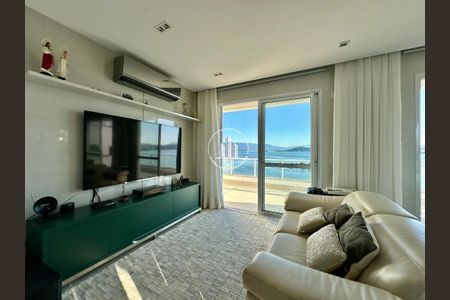 9_photo/952737ca7f.802c8fdea1b75e6e-ATLAS-b8b2b7b5-609a-49a1-aac4-232417e5fb03.jpg de apartamento à venda com 3 quartos, 220m² em Abraão, Florianópolis