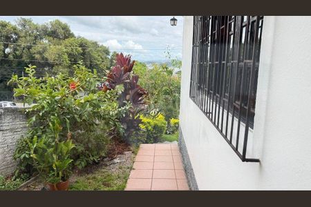 10_photo/952737cd4d.82dfd85ef928e01e-ATLAS-2df7deea-8f80-4894-9ef1-1f64ffd5337b.jpg de casa à venda com 3 quartos, 190m² em Abraão, Florianópolis