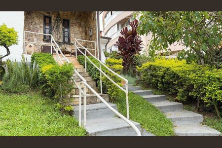 13_photo/952737cd4d.82dfd85ef928e01e-ATLAS-a1a22776-38d2-427c-be38-9f036d5a7560.jpg de casa à venda com 3 quartos, 190m² em Abraão, Florianópolis