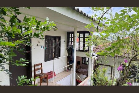 6_photo/952737cd4d.82dfd85ef928e01e-ATLAS-cdfa78f1-50ff-4e21-9c26-1991e09029e0.jpg de casa à venda com 3 quartos, 190m² em Abraão, Florianópolis