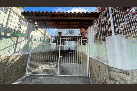 8_photo/952737cd75.a5d3724532e6fe0b-ATLAS-6f2b41cb-988c-4052-aeb8-8bab2de95e01.jpg de casa à venda com 3 quartos, 230m² em Capoeiras, Florianópolis