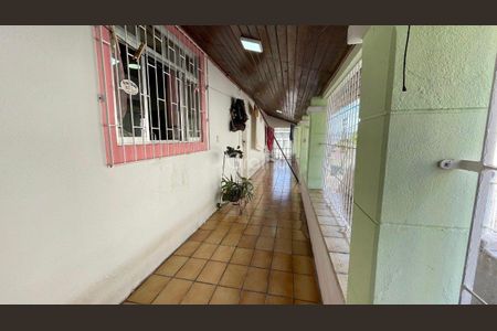 10_photo/952737cd75.a5d3724532e6fe0b-ATLAS-703d2c0f-4d66-4052-a971-d9d2a79ba33f.jpg de casa à venda com 3 quartos, 230m² em Capoeiras, Florianópolis