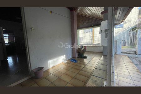 3_photo/952737cd75.a5d3724532e6fe0b-ATLAS-89d2e761-1ce7-4d69-a075-5f7b7d052bbc.jpg de casa à venda com 3 quartos, 230m² em Capoeiras, Florianópolis