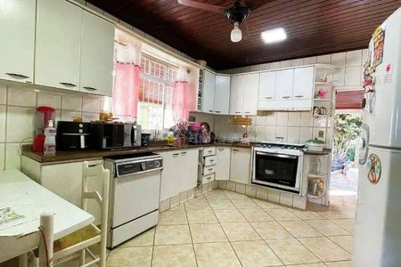 11_photo/952737cd9d.899261ad4e76e703-ATLAS-9fb4a2c4-6846-4828-a018-e715a232af38.jpg de casa à venda com 3 quartos, 230m² em Capoeiras, Florianópolis