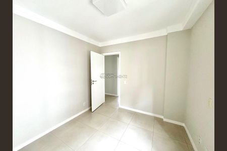 6_photo/952737cfbf.dfff1e93406dc28d-ATLAS-2b5b5658-b6a2-4e17-9f0c-60e8407dd70c.jpg de apartamento à venda com 3 quartos, 95m² em Estreito, Florianópolis