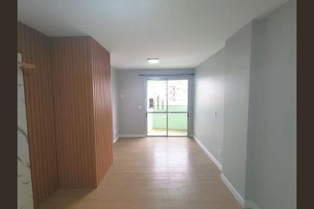 6_photo/952737d0b9.cbac4b0532efd0a4-ATLAS-546c646a-2e0e-4046-b11d-aa71c4c24cac.jpg de apartamento à venda com 2 quartos, 59m² em Coloninha, Florianópolis