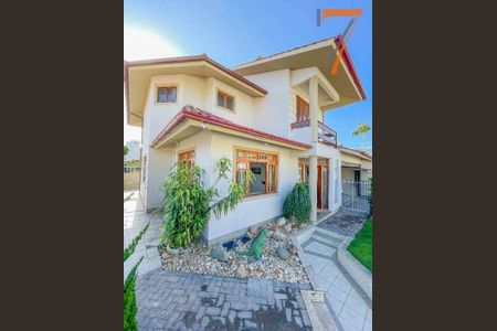 2_photo/952737d10f.d5a0f355ba531730-ATLAS-1660d628-9b00-4faf-8aee-8510f27660ad.jpg de casa à venda com 4 quartos, 255m² em Capoeiras, Florianópolis