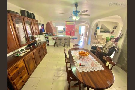 5_photo/952737d181.d83ba18c48a1246b-ATLAS-2fae3a2e-e618-4f42-99e5-2bd75925b232.jpg de casa à venda com 4 quartos, 223m² em Capoeiras, Florianópolis