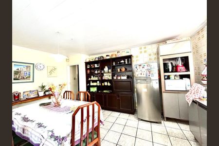 28_photo/952737d249.2d3ac289e0c8b5b7-ATLAS-c67813b5-db31-43be-a58a-01d253952d7b.jpg de casa à venda com 3 quartos, 120m² em Capoeiras, Florianópolis