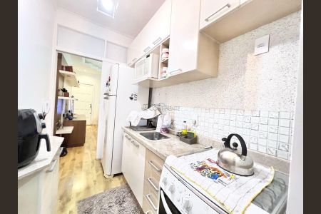 3_photo/952737d2e1.732b7fd8aaa5f07d-ATLAS-76aabdf5-d327-48d5-ac45-47b7c853f6ff.jpg de apartamento à venda com 2 quartos, 53m² em Capoeiras, Florianópolis