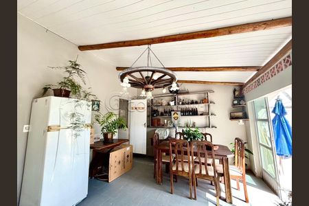 37_photo/952737d5bf.c73b78bac5a2f3b6-ATLAS-b8e303b1-b4aa-4daa-824c-d8d7d7971194.jpg de casa à venda com 4 quartos, 310m² em Coloninha, Florianópolis