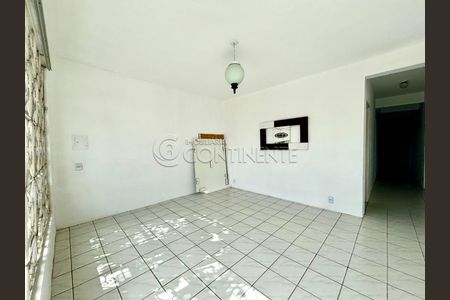 47_photo/952737d5bf.c73b78bac5a2f3b6-ATLAS-eaf5cb1b-c220-47da-a16f-68ffc7ce3939.jpg de casa à venda com 4 quartos, 310m² em Coloninha, Florianópolis