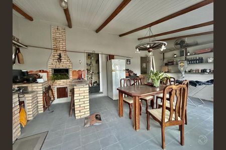 29_photo/952737d5c5.96ab9a77f00113ea-ATLAS-d4c0a4be-8561-49e2-883b-52fdd4c23e5e.jpg de casa à venda com 5 quartos, 359m² em Coloninha, Florianópolis