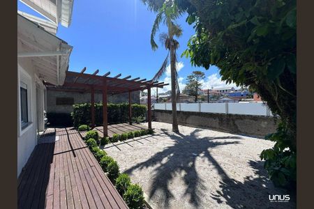 10_photo/952737d5f7.82dfd85ef928e01e-ATLAS-c8fdde0f-b465-4722-a7e1-7d763c204c1e.jpg de casa à venda com 4 quartos, 138m² em Capoeiras, Florianópolis