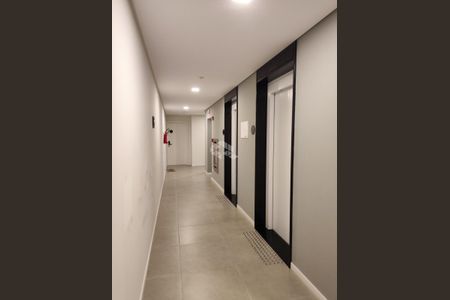 4_photo/952737d74f.49cfd73ff5c93264-ATLAS-4b10b4e6-d59f-4f99-a3b4-ef3382eb51f8.jpg de apartamento à venda com 1 quarto, 45m² em Estreito, Florianópolis