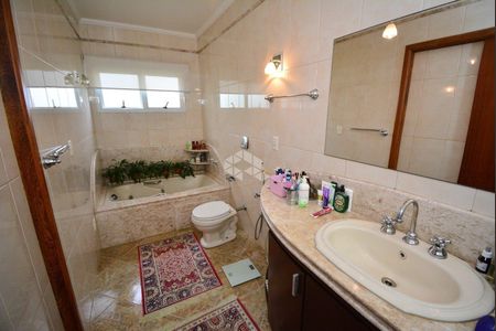 13_photo/952737d79d.121863cdf22f1001-ATLAS-94afd736-59f4-4eb8-b5e2-61c0ad6fd3cd.jpg de casa à venda com 4 quartos, 347m² em Coloninha, Florianópolis