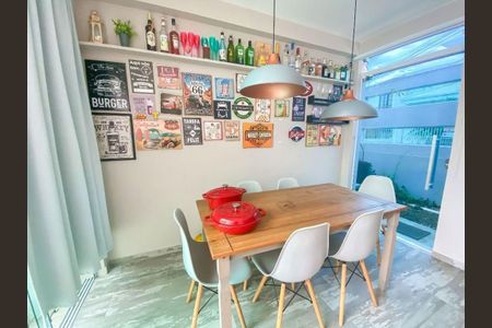 9_photo/952737d7db.e1d2c46bde3eb79c-ATLAS-2c14e9a0-8e83-4b92-a96d-c0e40a1cf3d1.jpg de casa à venda com 4 quartos, 170m² em Jardim Atlântico, Florianópolis