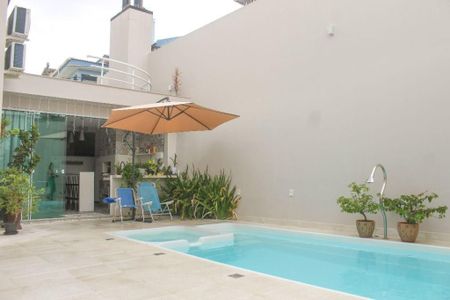 6_photo/952737d7db.e1d2c46bde3eb79c-ATLAS-710c14bb-40ec-49d2-a08a-33ac6940a1b2.jpg de casa à venda com 4 quartos, 170m² em Jardim Atlântico, Florianópolis