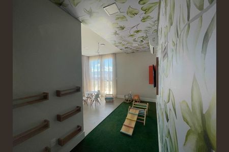 10_photo/952737d80d.6aa7e070c1dcad80-ATLAS-dfe9ca69-e182-4699-b8df-04a2647c1e07.jpg de apartamento à venda com 2 quartos, 71m² em Canto, Florianópolis