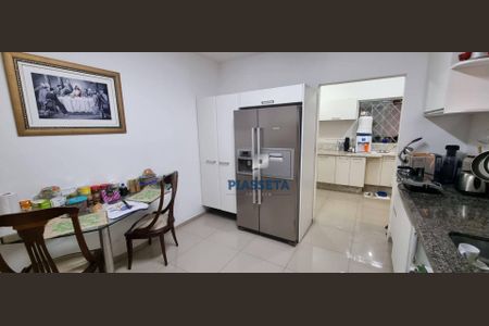 4_photo/952737d833.db20ad0f7650a763-ATLAS-6bfb0cc2-e3e4-42fb-91f7-dbcff70184b5.jpg de casa à venda com 4 quartos, 249m² em Canto, Florianópolis