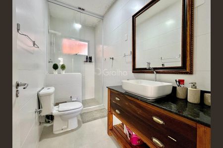 13_photo/952737d83f.ef9097c2fd5b064b-ATLAS-20bfb46a-93c0-4680-b24f-55bf4e9a12bb.jpg de casa à venda com 4 quartos, 204m² em Canto, Florianópolis