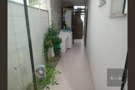 16_photo/952737d845.2f15d505e37c7ac5-ATLAS-5eeac721-1d55-4b38-bb64-dae8f981e866.jpg de casa à venda com 3 quartos, 204m² em Canto, Florianópolis