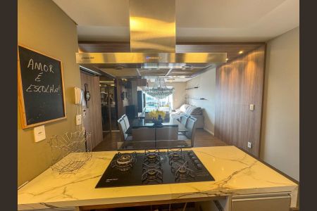 10_photo/952737d8b1.e6887b351e7791ce-ATLAS-2b4cf739-6786-4f91-9b2c-c80e2a43f6d5.jpg de apartamento à venda com 3 quartos, 97m² em Canto, Florianópolis