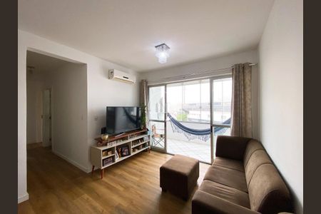 3_photo/952737d8eb.8d9d2e8c4e07ca84-ATLAS-e9b29b06-c8a7-479c-9713-37d5bb6c8793.jpg de apartamento à venda com 3 quartos, 98m² em Canto, Florianópolis