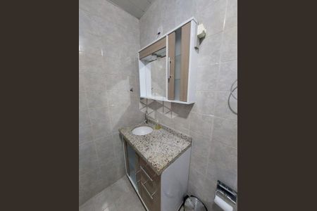 10_photo/952737d905.fb556cd5149f5791-ATLAS-a9dbcd90-1d66-43fe-8e2b-31f93fce0fb2.jpg de apartamento para alugar com 2 quartos, 60m² em Canto, Florianópolis