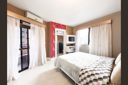 10_photo/952737d957.090af9eaa73ee45c-ATLAS-8cefe0cd-a81a-48e8-9762-cb68d4e7621d.jpg de apartamento à venda com 3 quartos, 98m² em Canto, Florianópolis