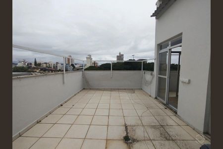 8_photo/952737d997.c92c61c8a0cd596c-ATLAS-23acf8dc-71d6-438b-a665-cea834d2f4bc.jpg de apartamento à venda com 3 quartos, 152m² em Canto, Florianópolis