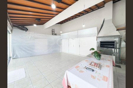 32_photo/952737d9d7.3a736cd570117511-ATLAS-d44b07f4-b1db-465e-98f6-22b5defcd1fd.jpg de casa à venda com 3 quartos, 237m² em Coloninha, Florianópolis