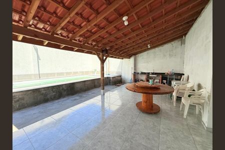 10_photo/952737da0d.b62bf0a88a2b8643-ATLAS-debd44c4-ca2f-41b9-b1f9-b37f2671f62c.jpg de casa à venda com 3 quartos, 120m² em Canto, Florianópolis