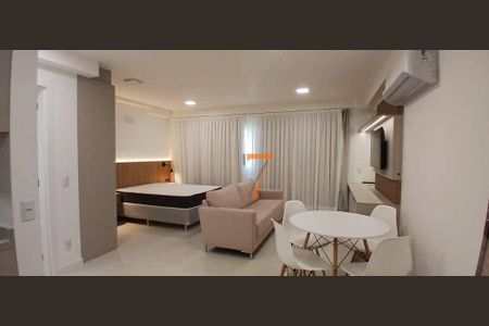 9_photo/952737da43.46a4522d86522fe2-ATLAS-3a9560e8-e7cd-400a-9b11-c6e3da4aa57d.jpg de kitnet/studio para alugar com 1 quarto, 43m² em Estreito, Florianópolis