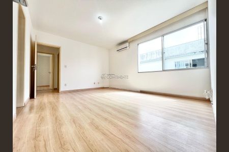 6_photo/952737dbdd.1dc9b733759ebb41-ATLAS-46b32df4-c58c-4c9e-8d58-de68bddcd6e6.jpg de apartamento à venda com 2 quartos, 62m² em Canto, Florianópolis